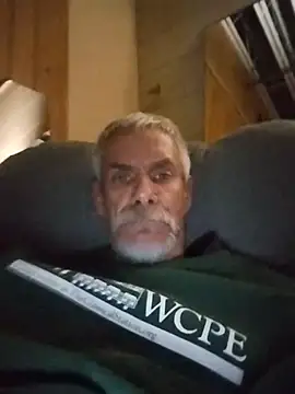 Snapshot of Biknight chatting on 12-03-25, 02:34 Biknight online show from 12-03-25, 02:34