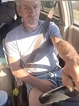 Snapshot of Biknight chatting on 11-23-25, 04:06 Biknight online show from 11-23-25, 04:06