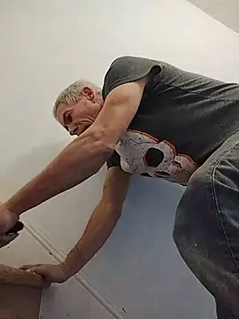 Snapshot of Biknight chatting on 02-11-26, 05:35 Biknight online show from 02-11-26, 05:35