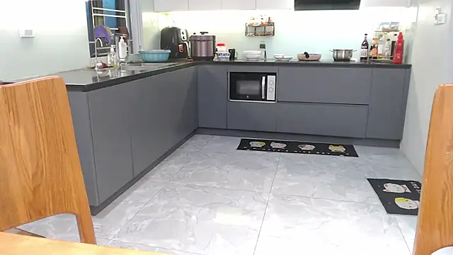 Hanako love online show from 12-23-25, 04:01