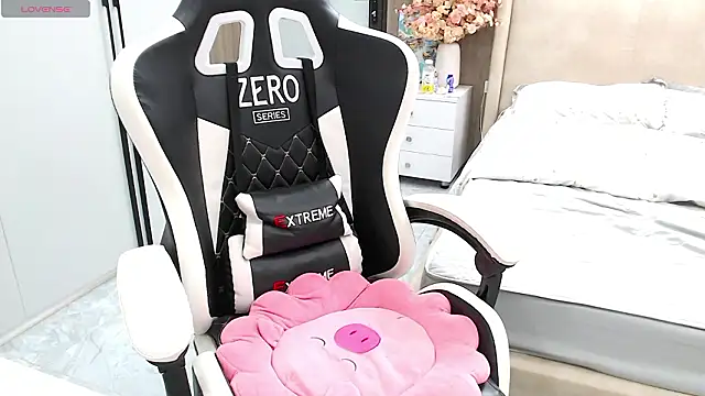 Hanako love online show from 03-11-26, 05:07