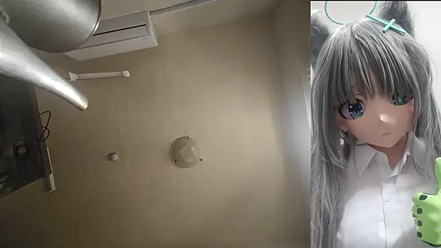 Snapshot of KIGHABIT chatting on 10-30-25, 04:44 KIGHABIT online show from 10-30-25, 04:44