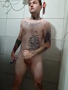 Snapshot of DanielMagains chatting on 03-03-25, 07:28 DanielMagains online show from 03-03-25, 07:28