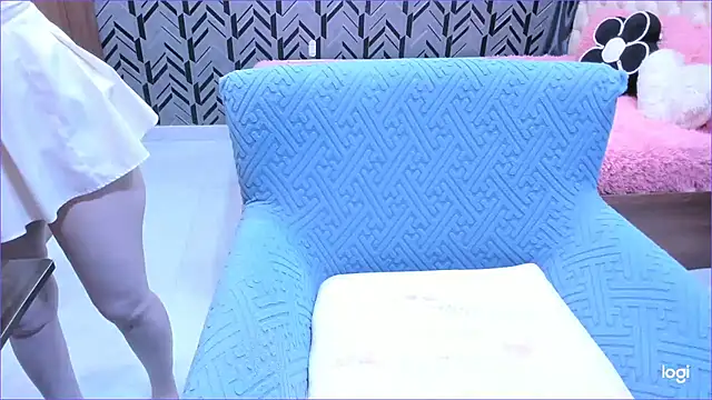 Snapshot of Toyota_Motor_Corporation chatting on 11-24-25, 11:16 Toyota Motor Corporation online show from 11-24-25, 11:16