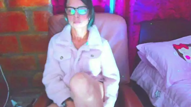 BrianaGarner online show from 06-25-26, 01:14
