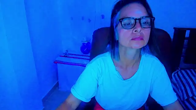 BrianaGarner online show from 10-25-25, 04:22