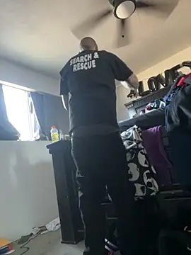 Slumlords online show from 04-21-26, 09:32