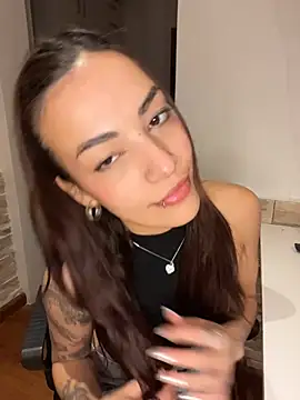 Snapshot of sralalo chatting on 05-29-26, 11:00 sralalo online show from 05-29-26, 11:00