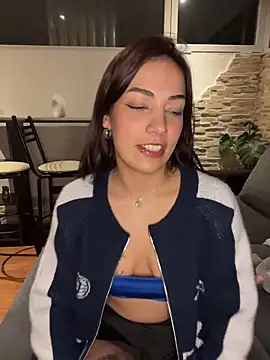 Snapshot of sralalo chatting on 06-18-26, 01:04 sralalo online show from 06-18-26, 01:04