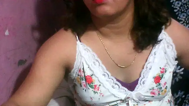 Snapshot of koyel90 chatting on 07-10-26, 05:46 koyel90 online show from 07-10-26, 05:46
