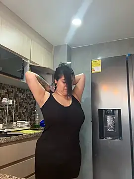 Snapshot of emilyjohanson chatting on 01-29-25, 01:49 emilyjohanson online show from 01-29-25, 01:49
