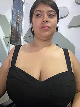 Snapshot of emilyjohanson chatting on 03-12-25, 06:43 emilyjohanson online show from 03-12-25, 06:43