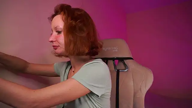 Liuba Fox online show from 11-08-25, 07:06