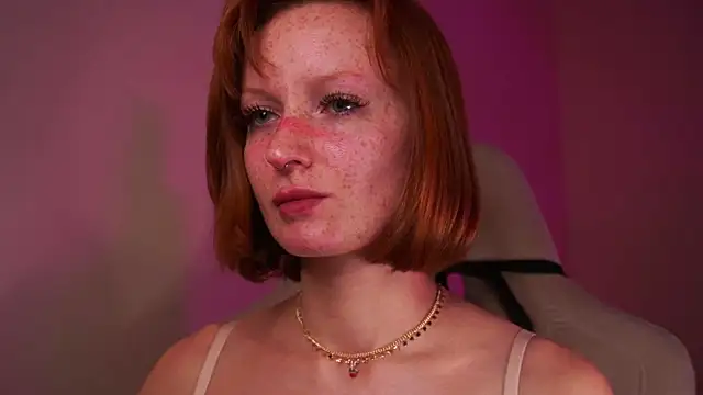 Liuba Fox online show from 11-21-25, 06:51