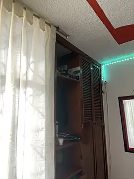 Sofhi corolinne31 online show from 03-20-25, 09:24