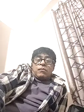 iamkahn 44 online show from 01-10-26, 08:37