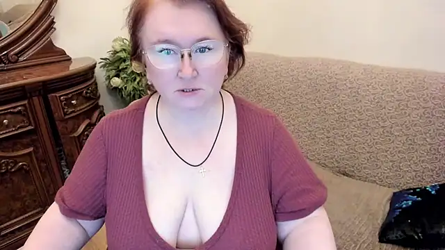 leiamillersonn online show from 10-15-25, 05:21