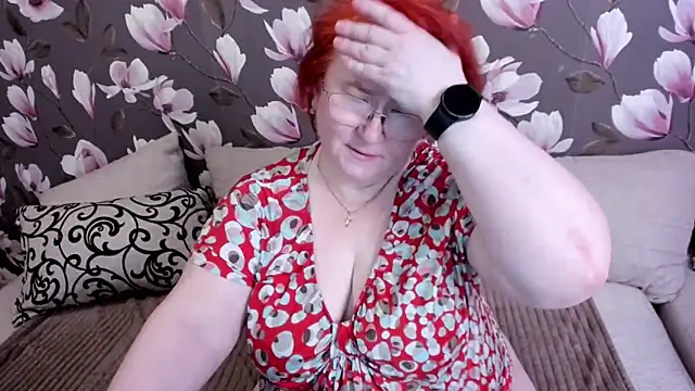 leiamillersonn online show from 02-25-25, 08:42