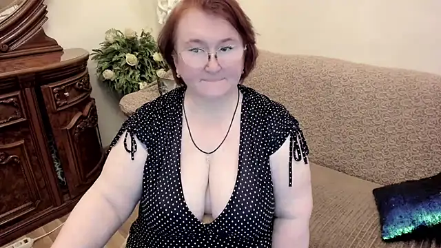 leiamillersonn online show from 10-02-25, 06:22