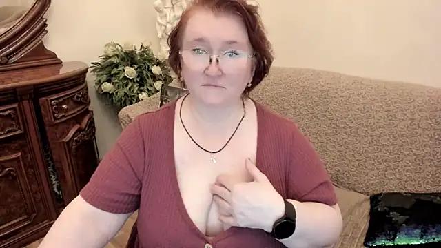 leiamillersonn online show from 10-10-25, 07:04