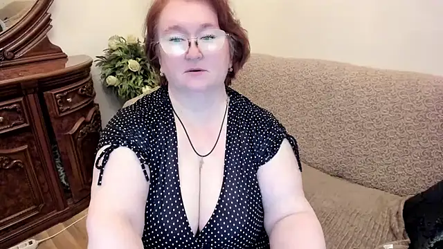 leiamillersonn online show from 10-13-25, 09:27