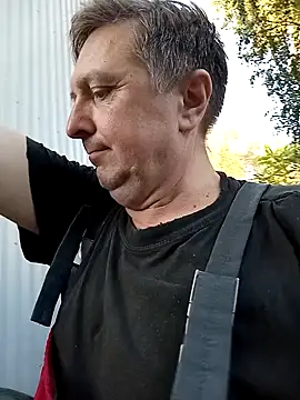 Snapshot of Pokaz2020 chatting on 09-21-25, 03:06 Pokaz2020 online show from 09-21-25, 03:06