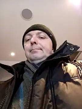 Snapshot of Pokaz2020 chatting on 02-22-25, 04:19 Pokaz2020 online show from 02-22-25, 04:19