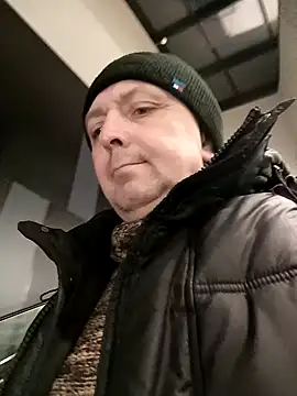 Snapshot of Pokaz2020 chatting on 02-13-25, 06:05 Pokaz2020 online show from 02-13-25, 06:05