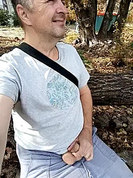 Snapshot of Pokaz2020 chatting on 09-15-25, 10:37 Pokaz2020 online show from 09-15-25, 10:37