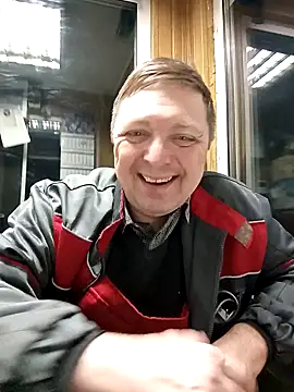 Snapshot of Pokaz2020 chatting on 03-13-25, 12:27 Pokaz2020 online show from 03-13-25, 12:27