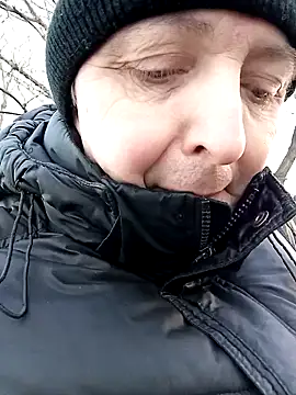 Snapshot of Pokaz2020 chatting on 02-12-25, 01:27 Pokaz2020 online show from 02-12-25, 01:27