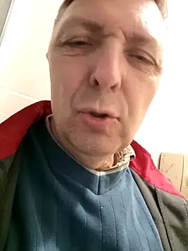 Snapshot of Pokaz2020 chatting on 09-28-25, 01:07 Pokaz2020 online show from 09-28-25, 01:07