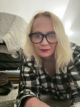 Snapshot of SugarTits199869 chatting on 11-22-25, 01:37 SugarTits199869 online show from 11-22-25, 01:37