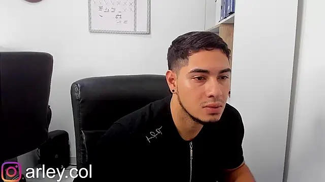 Snapshot of Dimitri_Colleman chatting on 01-19-25, 11:23 Dimitri Colleman online show from 01-19-25, 11:23