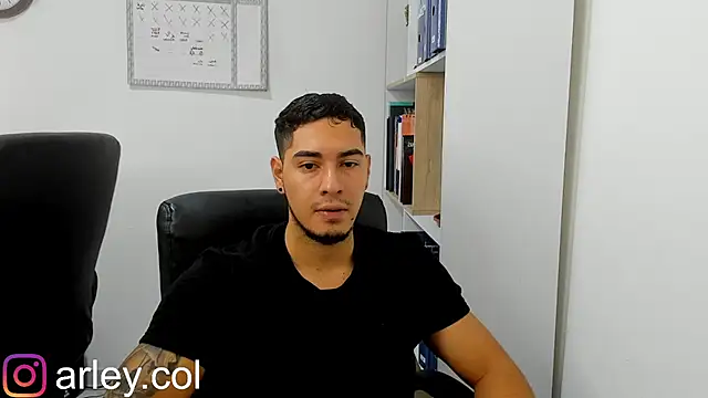 Snapshot of Dimitri_Colleman chatting on 01-21-25, 02:54 Dimitri Colleman online show from 01-21-25, 02:54