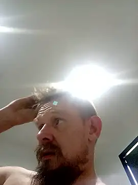 Snapshot of Skody31 chatting on 01-08-26, 11:44 Skody31 online show from 01-08-26, 11:44