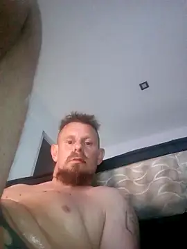 Snapshot of Skody31 chatting on 12-15-25, 08:58 Skody31 online show from 12-15-25, 08:58