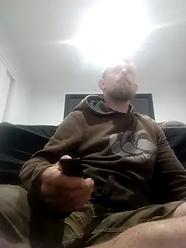 Snapshot of Skody31 chatting on 11-10-25, 04:12 Skody31 online show from 11-10-25, 04:12