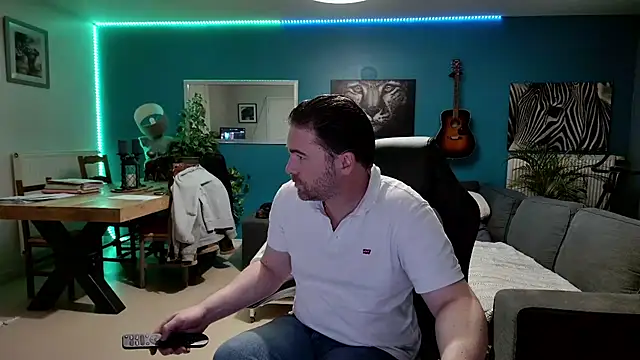 tom sauwer online show from 11-21-25, 10:31