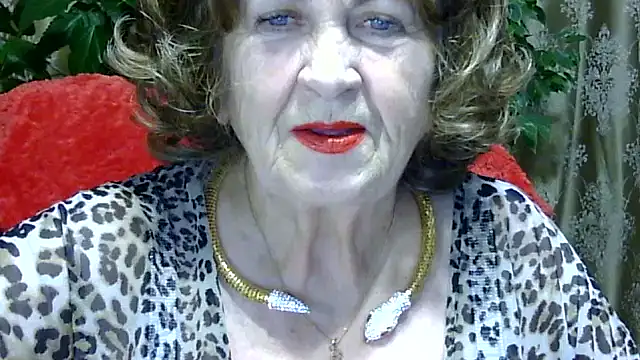 Emma52610 online show from 11-29-25, 03:12