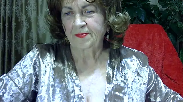 Emma52610 online show from 04-02-26, 04:24