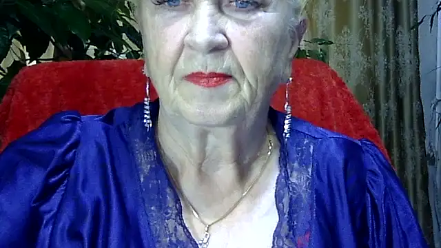 Emma52610 online show from 11-12-25, 12:31