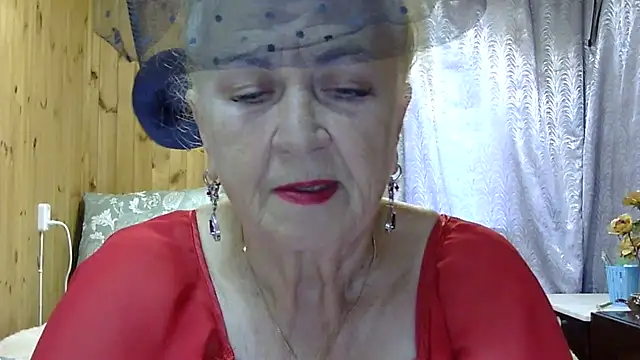 Emma52610 online show from 10-18-25, 11:23