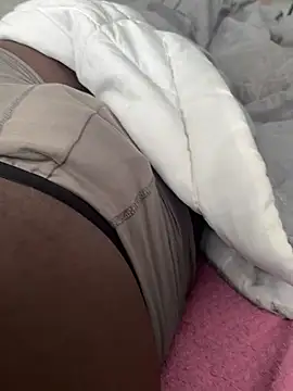 sbusiso1 online show from 04-08-26, 05:42