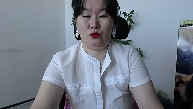 Akira xx online show from 10-16-25, 02:31