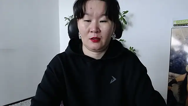 Akira xx online show from 10-04-25, 02:24