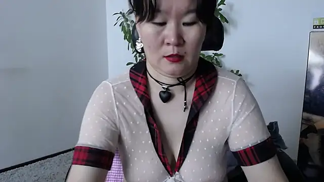 Akira xx online show from 11-05-25, 03:31