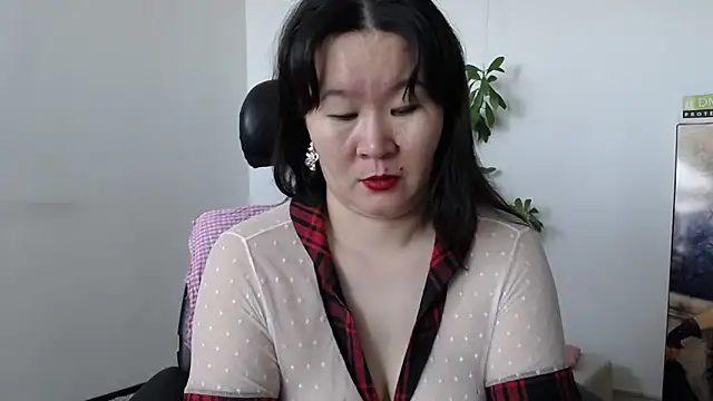 Akira xx online show from 10-20-25, 02:35
