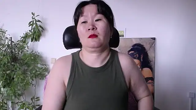 Akira xx online show from 04-12-26, 12:36