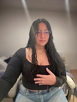 DannaaMeliza online show from 01-26-25, 12:01